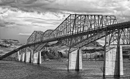 
Snake River Bridge