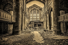 Teresa_Baber_Hallowed_Halls